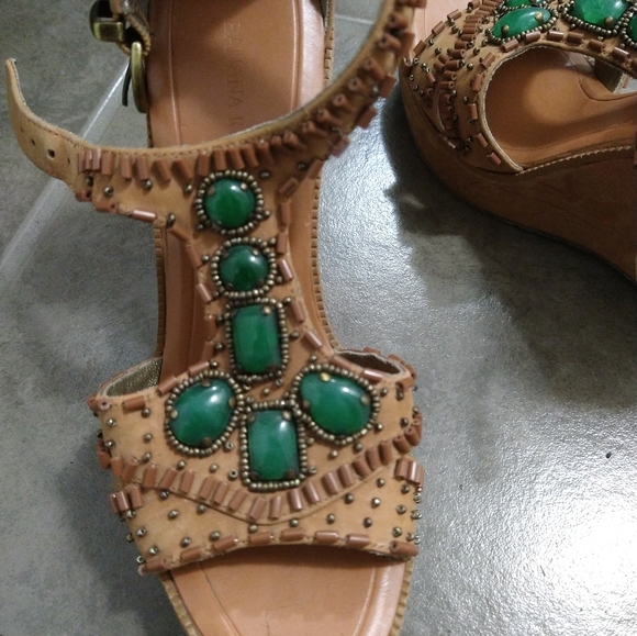 Sandals - Picture 3 of 4